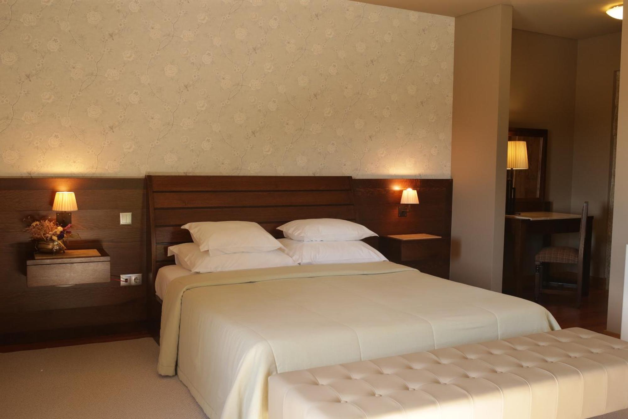 Casa Lata - Agroturismo E Enoturismo Amares Bagian luar foto